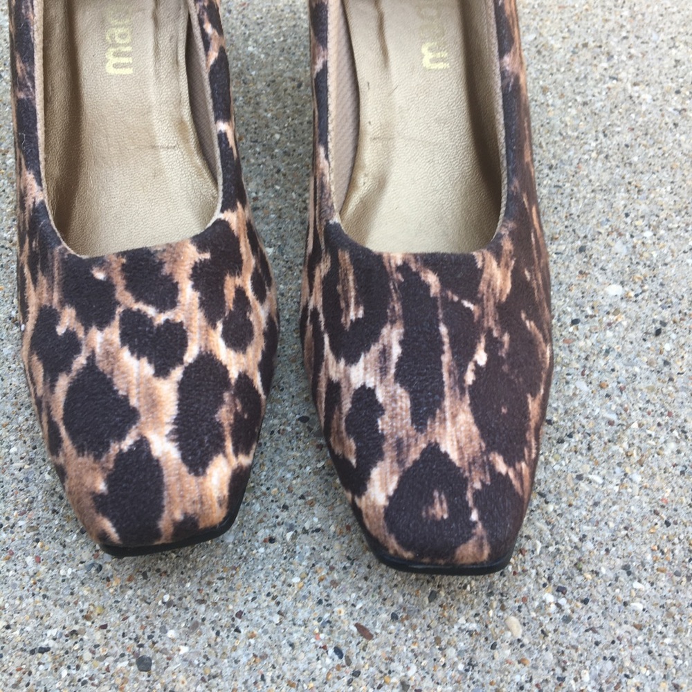 California Magdesians Leopard print Kitten Heels 6 - Picture 4 of 8